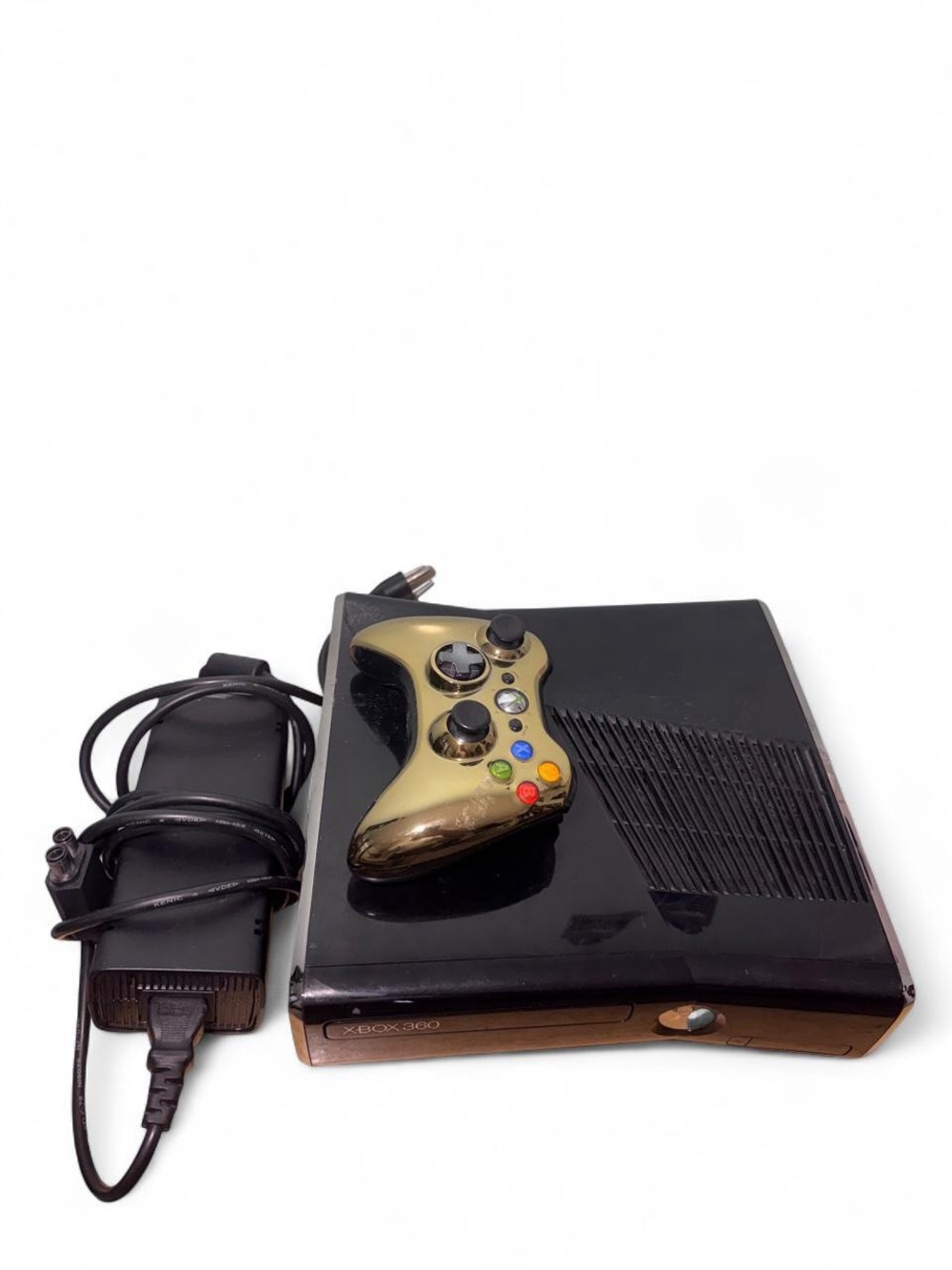 Xbox 360 S console black 4GB tested & working w/ gold controller